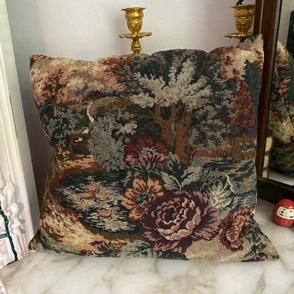 Soft Vintage Tapestry Ducklings in a pond Forest Down all under down Pillow 90s - Picture 1 of 3